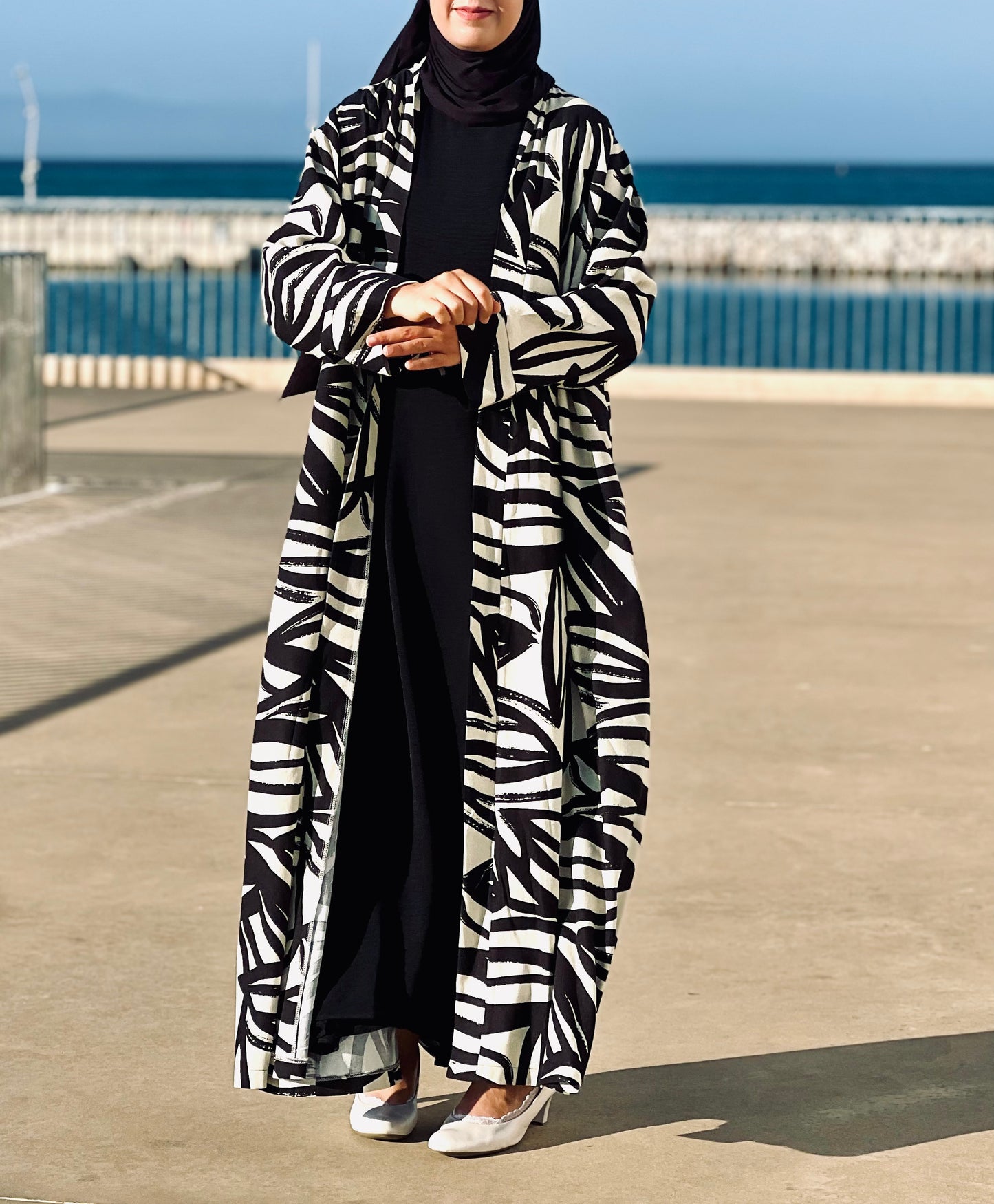 Abaya Nasim نسيم – Légèreté. Grâce. Liberté (+ Sous Abaya )