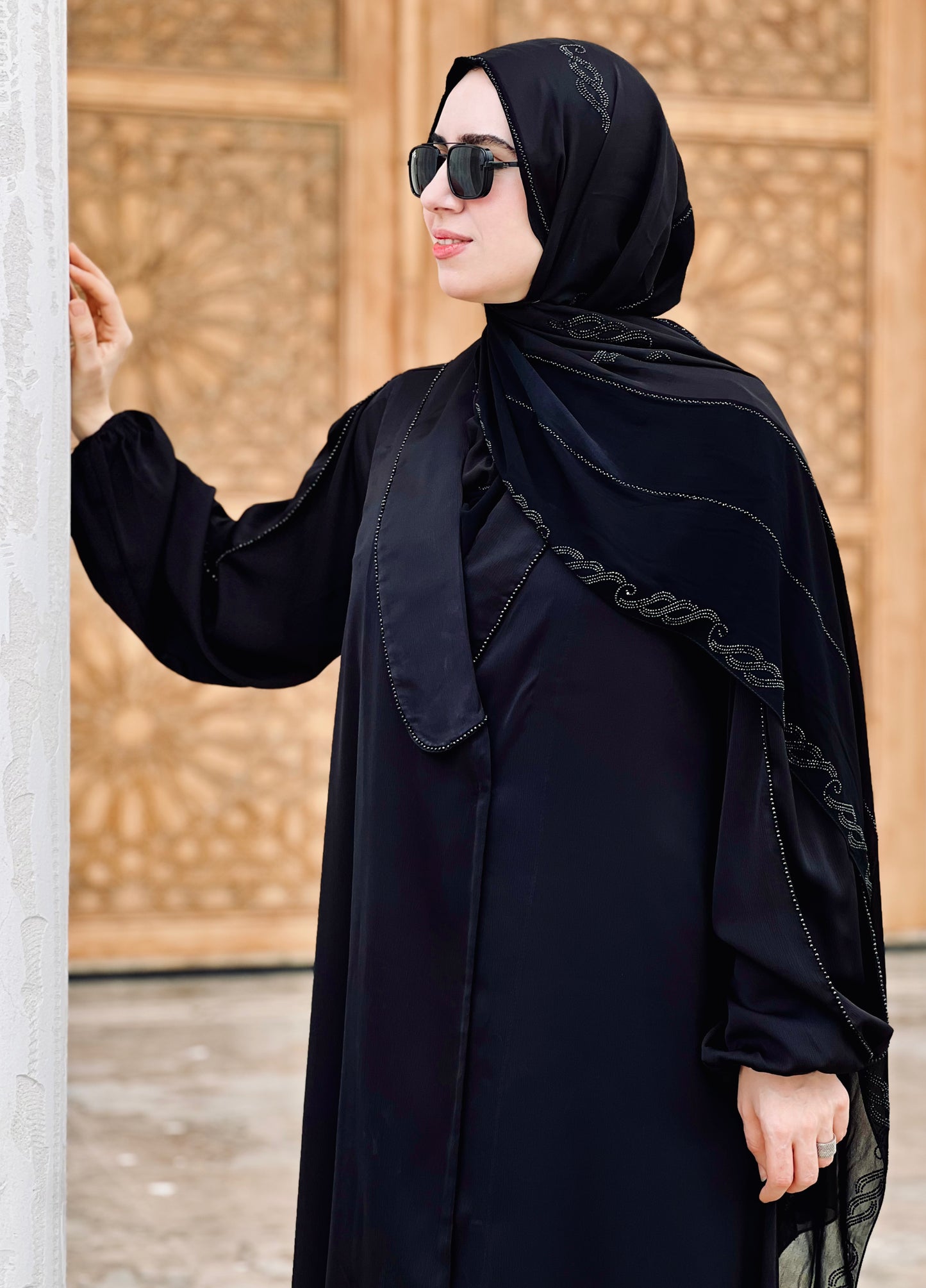 Abaya Sahar