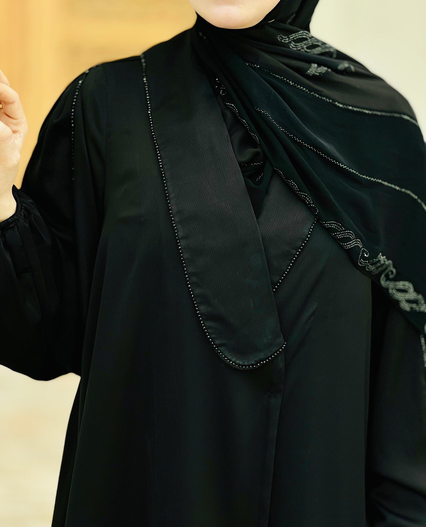 Abaya Sahar