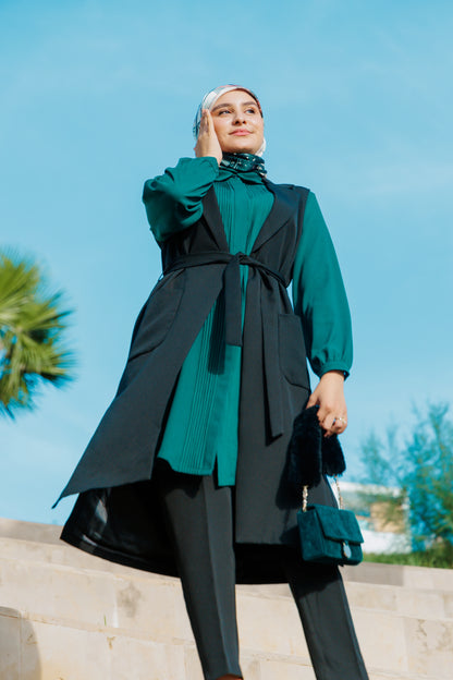 Ensemble :Gilet long & Pantalon noir + avec Chemise