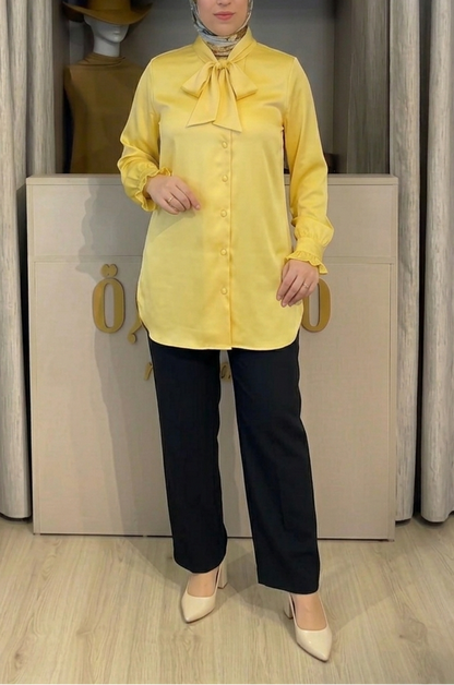 Chemise Satinée Col Lavallière